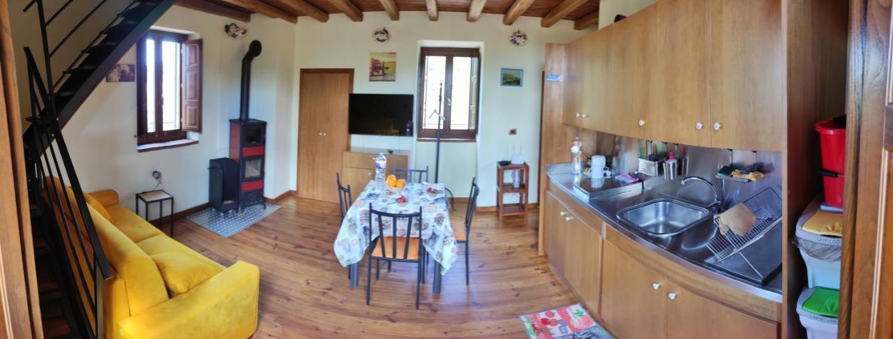 Case Gemmellaro - Family&Friends Nicolosi Exterior foto